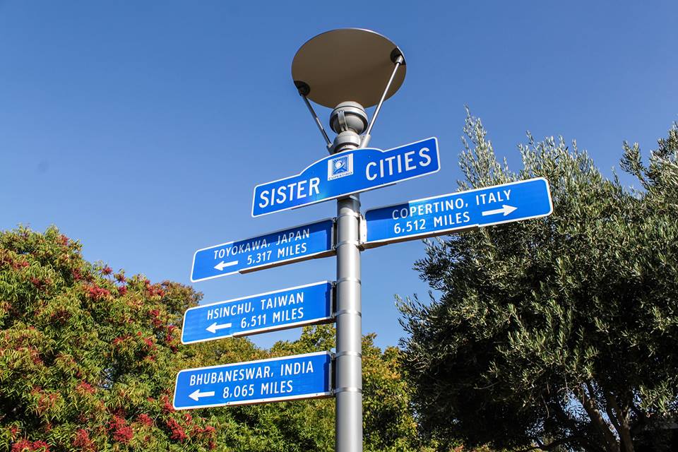 Cupertino Sister Cities Signs 14457408_10153963480599677_5596110688960980125_n